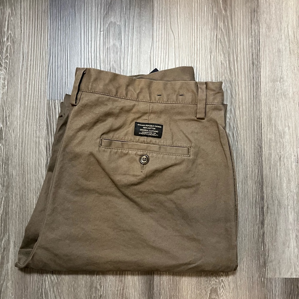 Banana Republic Straight Fit Gavin